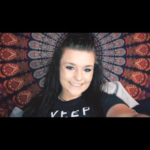 Meet your Posher, Mikayla
